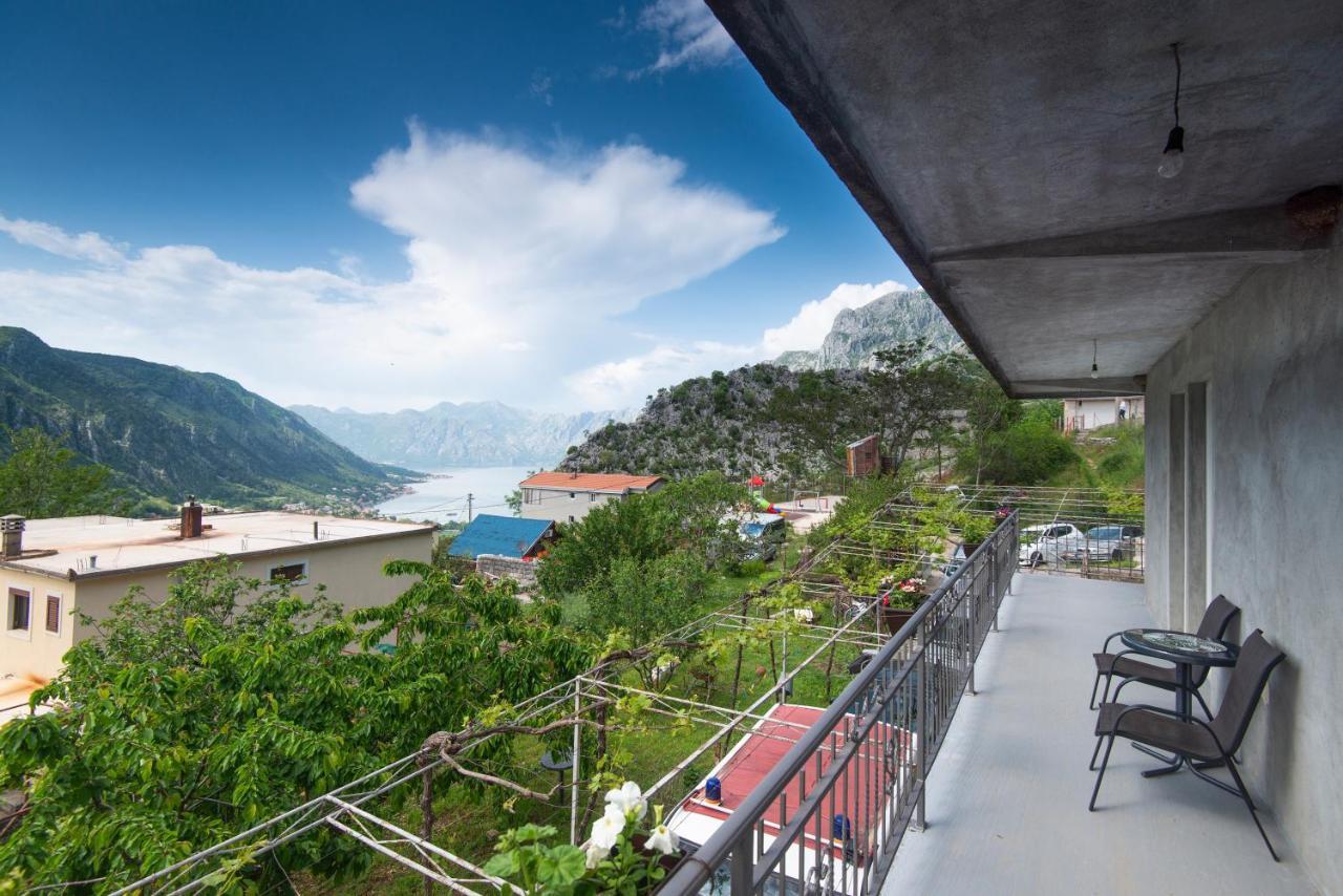 Apartment Galiot Kotor Exterior foto